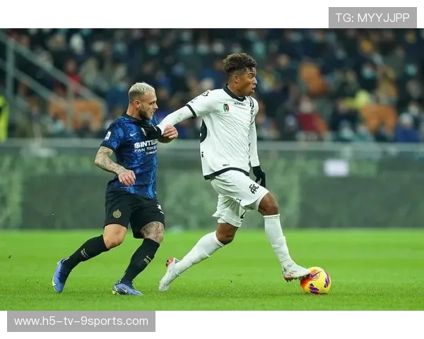 AC米兰外线推进十分连贯带来强力覆盖